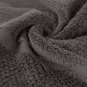 Ręcznik z puszystej i wyjątkowo grubej przędzy bawełnianej 50x90 Vilia brązowy