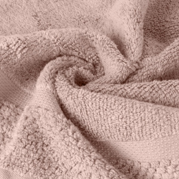 Ręcznik z puszystej i wyjątkowo grubej przędzy bawełnianej 50x90 Vilia pudrowy